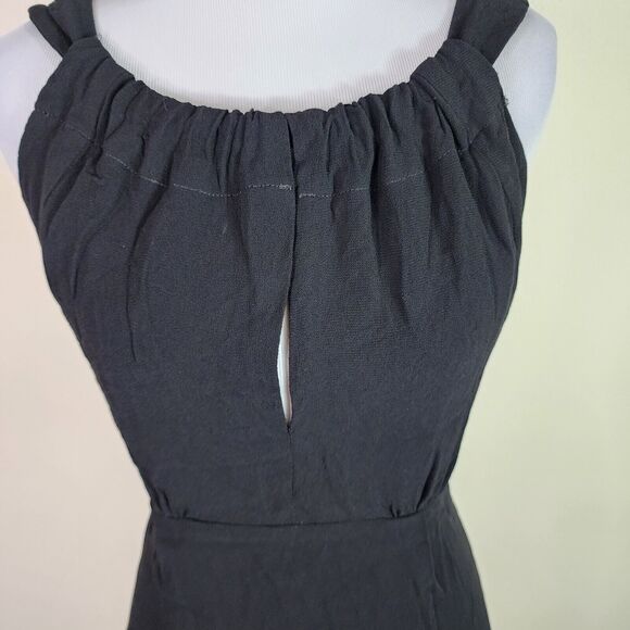 CUE Austrailia Women's Black Sleeveless Shift Dress Size 8 Rayon Keyhole - Picture 2 of 9